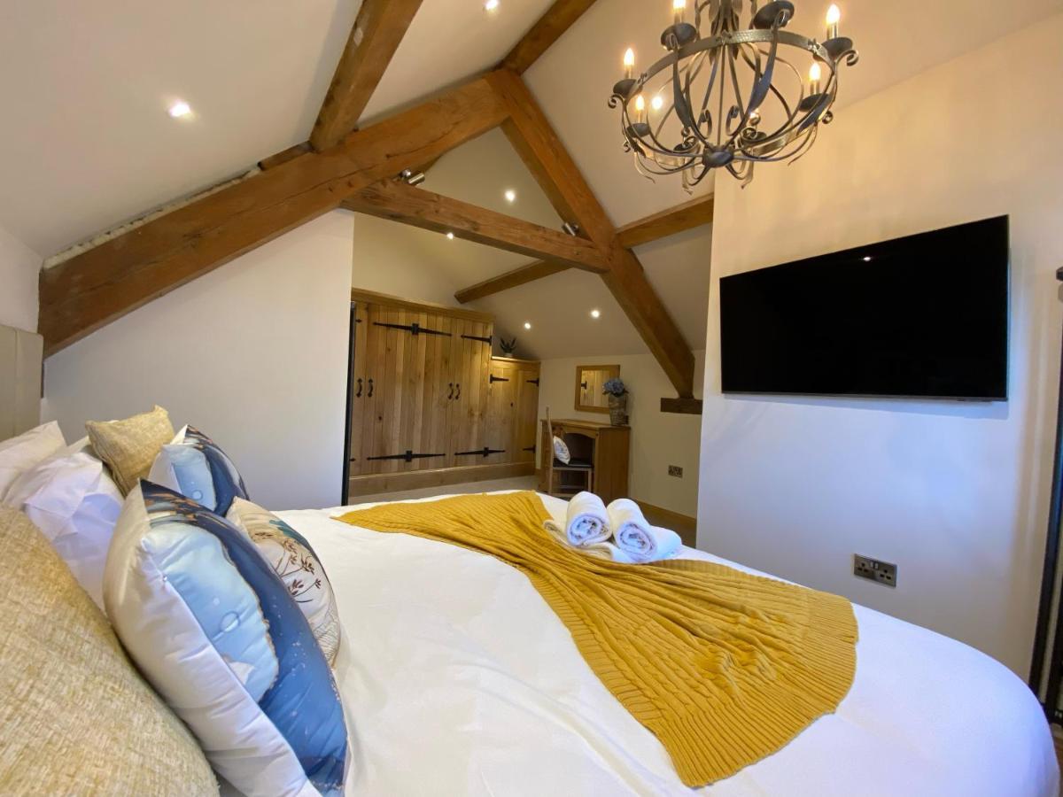 Folly Cottage & The Old Forge Colerne Екстериор снимка